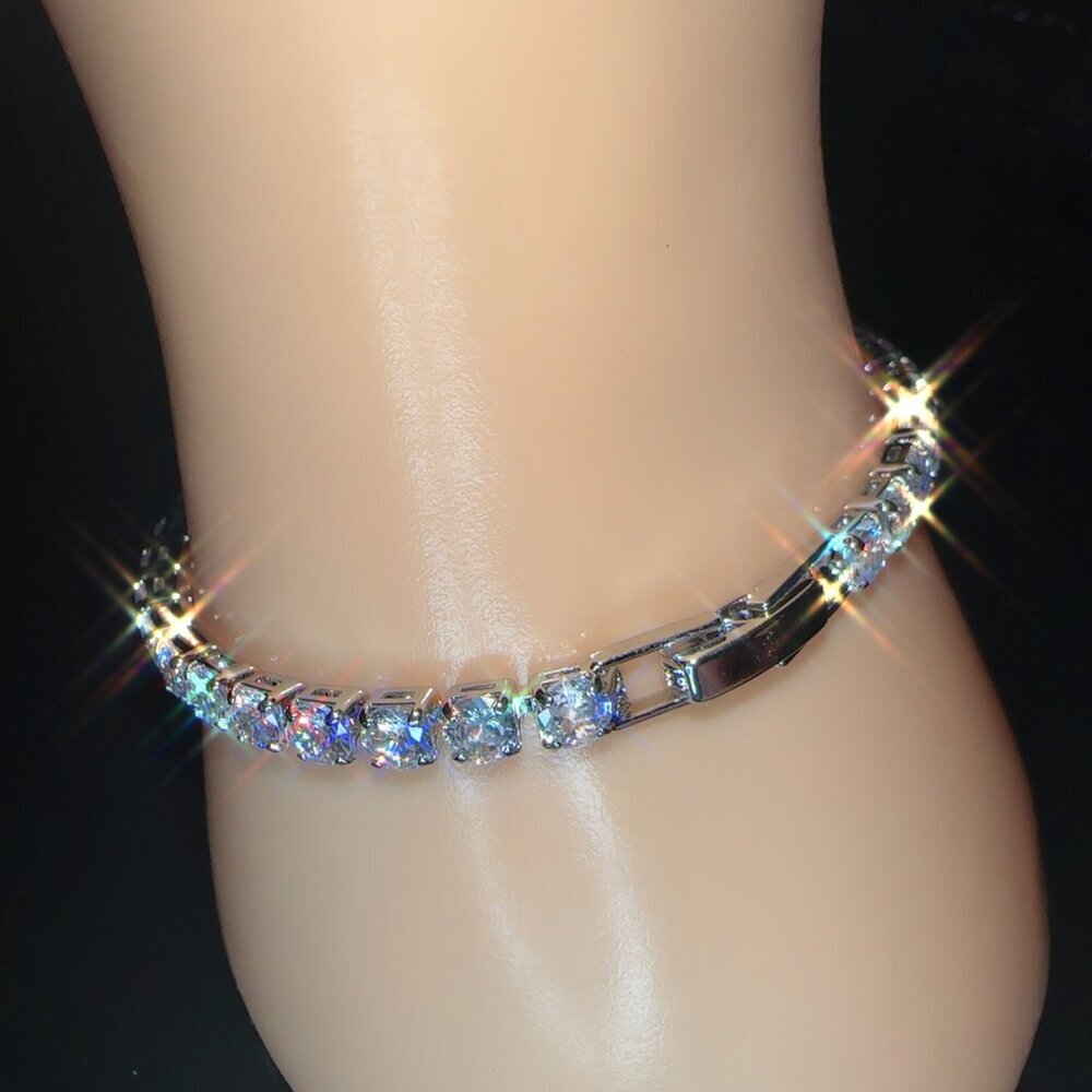 Cubic Zirconia Tennis Bracelet Silver Tone  Round Cut Sparkling Luxury Jewelry - Picture 2 of 9